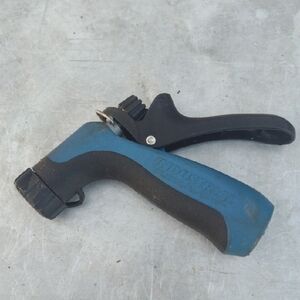 Industrial High Pressure Blue and Black Hose Nozzle